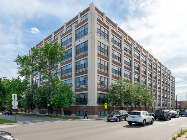3963 W Belmont Ave Unit 411, Chicago, IL 60618