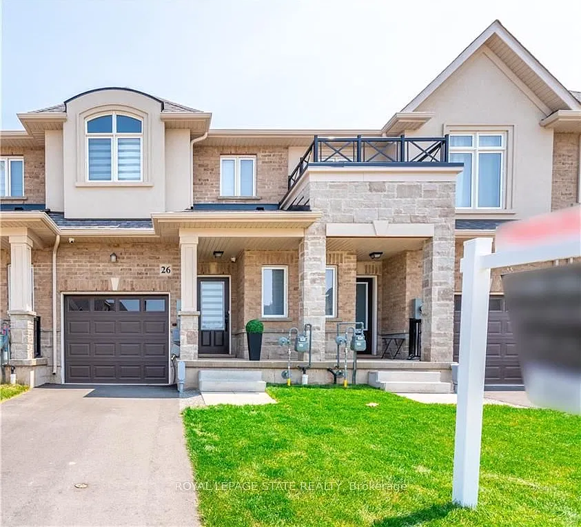 3 bed, $2,700 — Photo 1