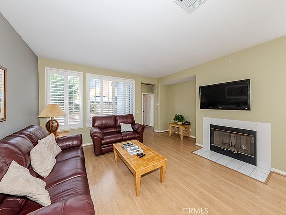 3rd image of 2158 W Cherrywood Ln