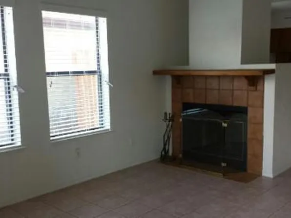 3401 Starwood Ln, Bakersfield, CA 93309