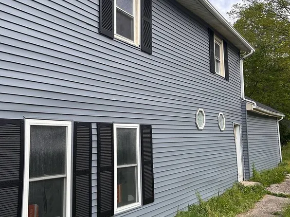 8825 Meeker Rd, Dayton, OH 45414