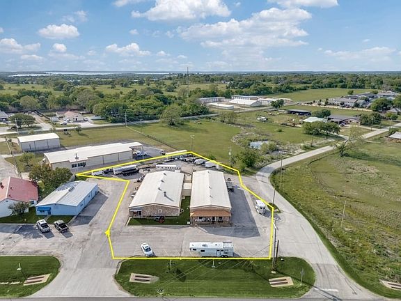 1200 S Highway 377 Pilot Point Tx 76258 Mls 12
