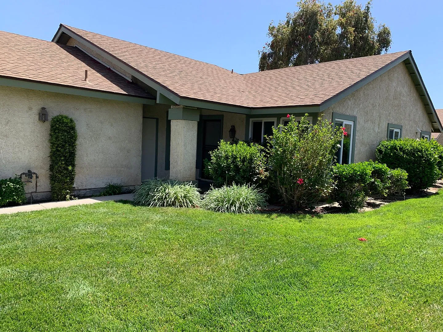2 Bed / 2 Bath - Brentwood Model Available — Photo 2