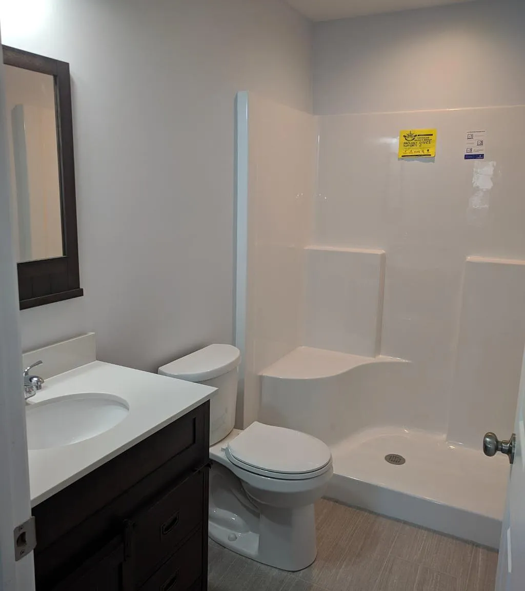 3031 Logan Ln — Photo 4