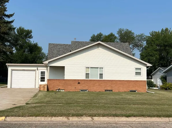 105 5th Ave N, Glenburn, ND 58740