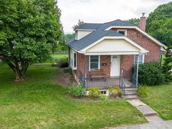 22 W 8th St, Pottstown, PA 19464