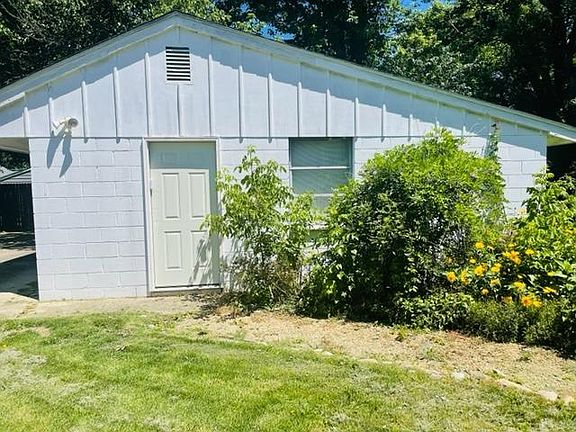 3rd image of 244 Braun St Lot 12