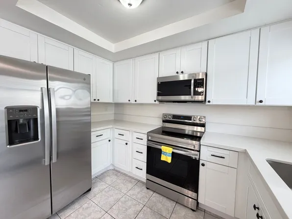 3465 Los Mochis Way, Oceanside, CA 92056
