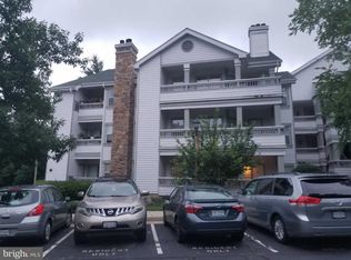 4401 Sedgehurst Dr APT 102, Fairfax, VA 22033