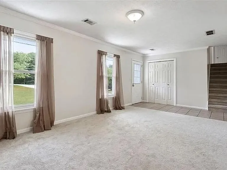 3081 Brooks Dr — Photo 10