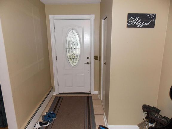 5th image of 802 E Danaher St