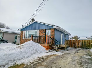 107 Strathcona Dr, North Bay, ON P1A 2N5