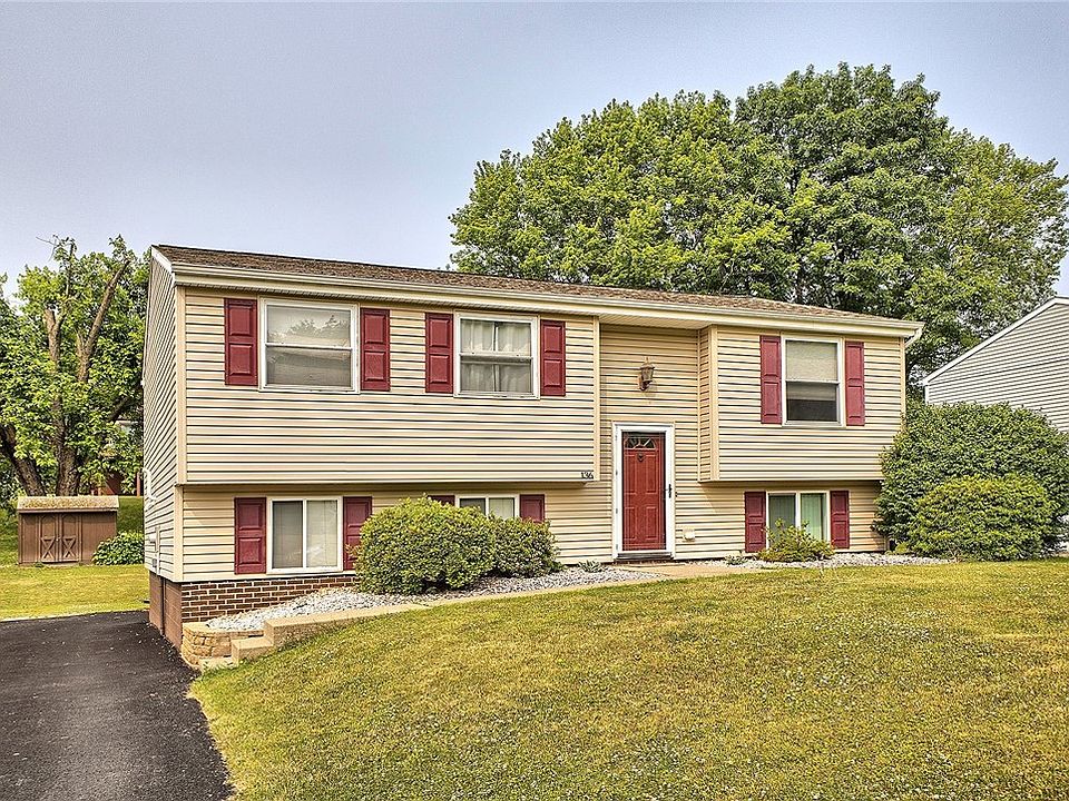 1st image of 136 Cannon Dr