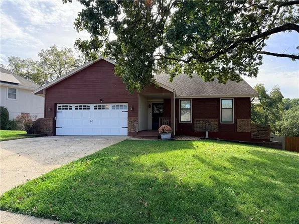 2600 SW Morningside Dr, Blue Springs, MO 64015
