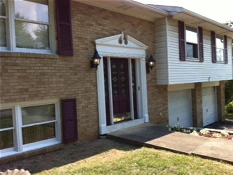 1st image of 396 Longvue Dr