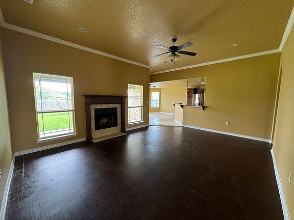 3rd image of 9600 Diana Dr