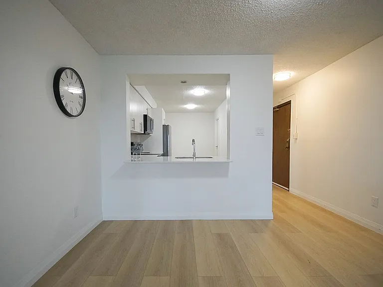 508 Beechwood Dr #602 — Photo 9
