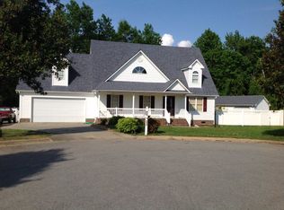 112 Frog Level Dr, Roanoke Rapids, NC 27870