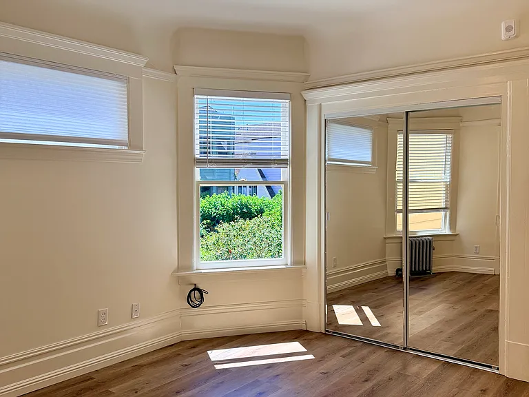 739 Haight St #203 — Photo 3