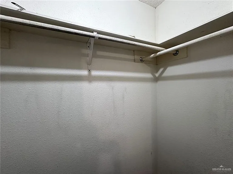 601 Kennedy Ave — Photo 15