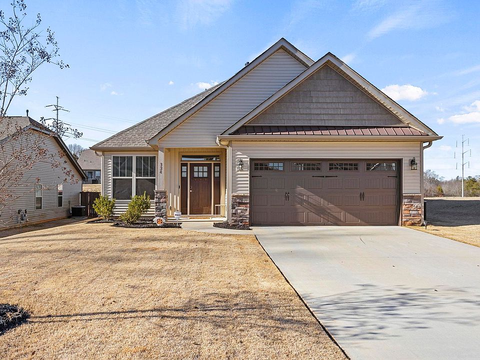 1st image of 334 Barnhill Ct