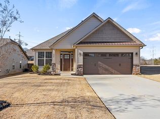 334 Barnhill Ct, Greenville, SC 29617