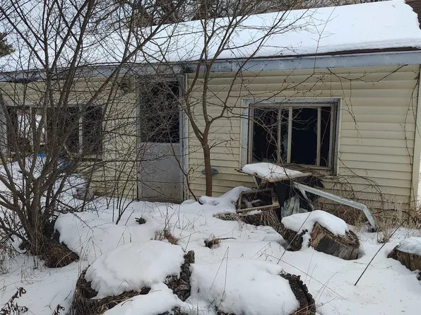 2742 Parkway St, Gladwin, MI 48624