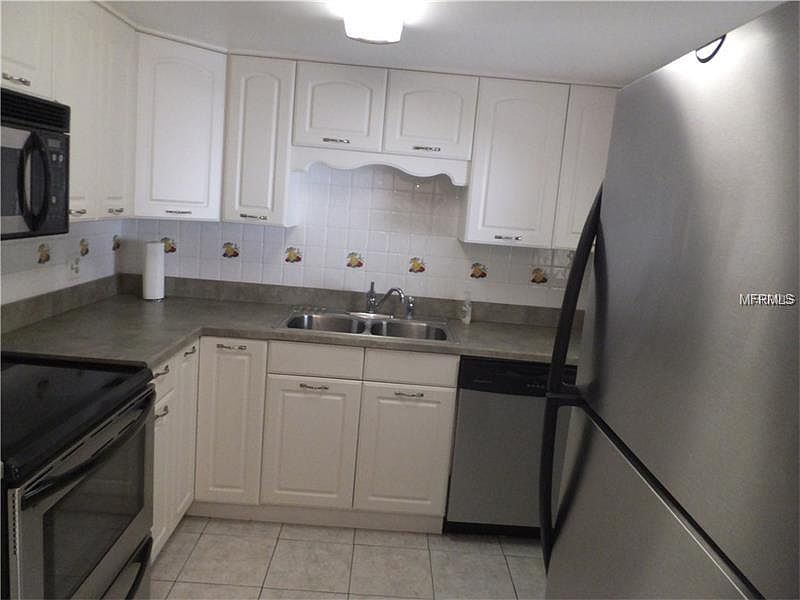 2nd image of 2043 Denmark St APT 37