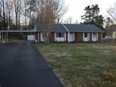 5721 Greenview Dr, Greensboro, NC, 27409