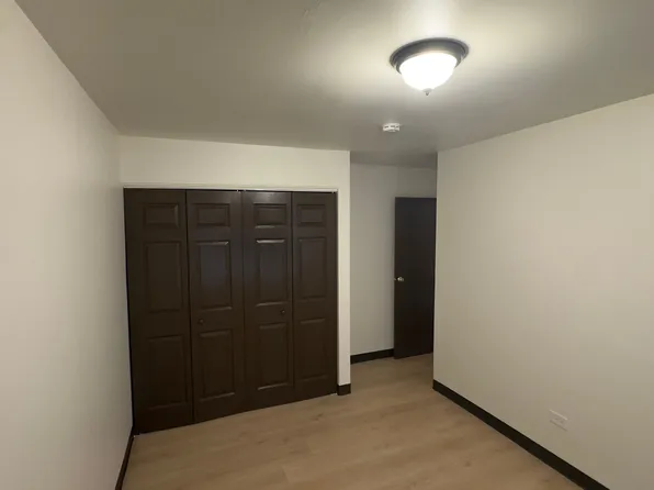 337 Hawthorne Cir #1A, Mount Prospect, IL 60056