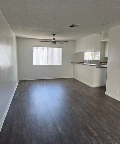 Westbay Apartments — Photo 65