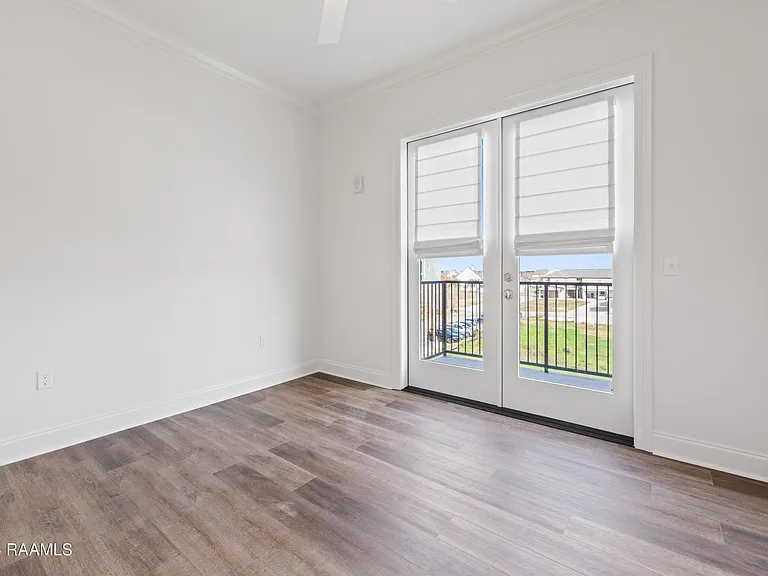 200 Prescott Blvd #302 — Photo 9