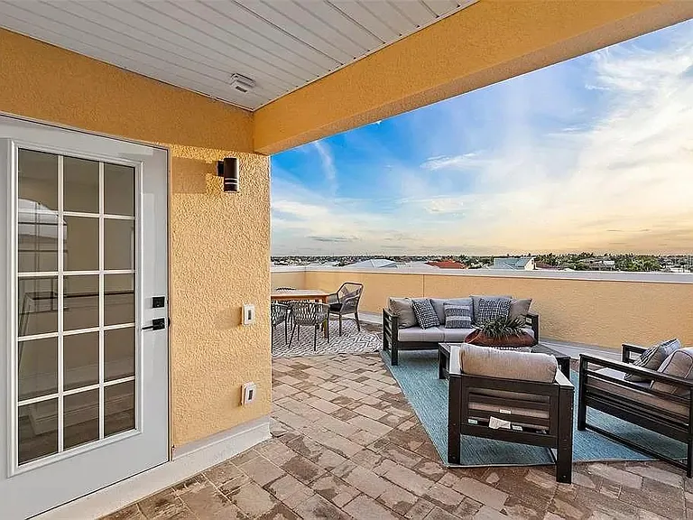 6418 Margarita Shores Ln — Photo 50