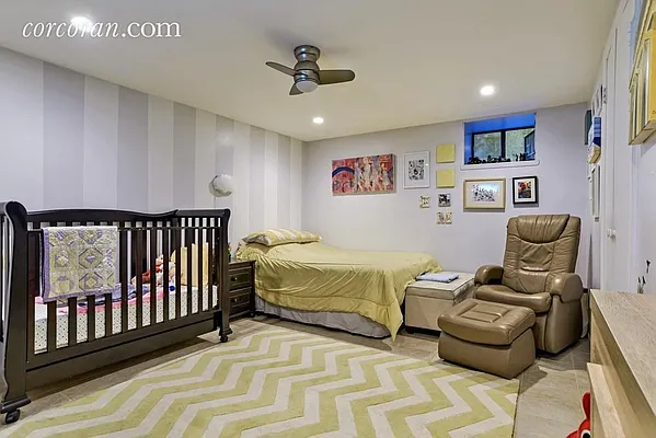 Sold by Corcoran | media 16