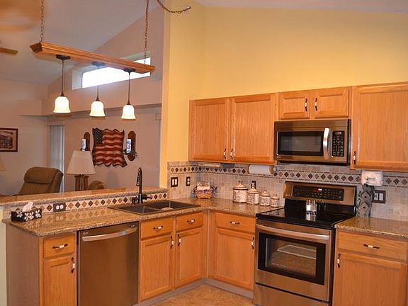 4th image of 4318 Saddlewood Dr