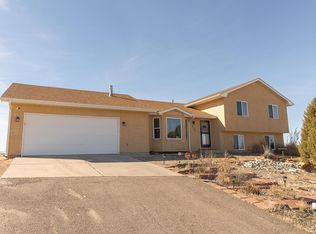 917 S Sterling Ln, Pueblo West, CO 81007