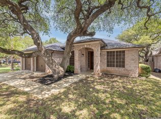 213 Oak Creek Dr, Cibolo, TX 78108