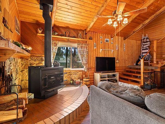 5th image of 172 E Christie Ln