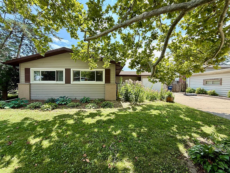 1st image of 241 Diamond Head Dr