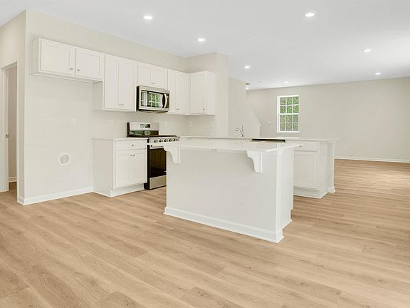 4th image of 117 Great Creek Rd