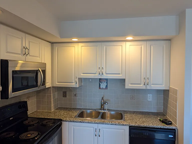 33 Cox Blvd #1133 — Photo 4
