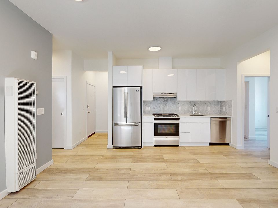 1st image of 533 Clayton St #533A