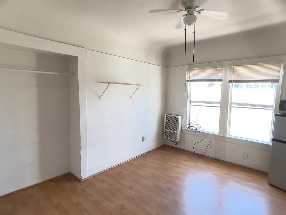 2408 S Grand Ave #19