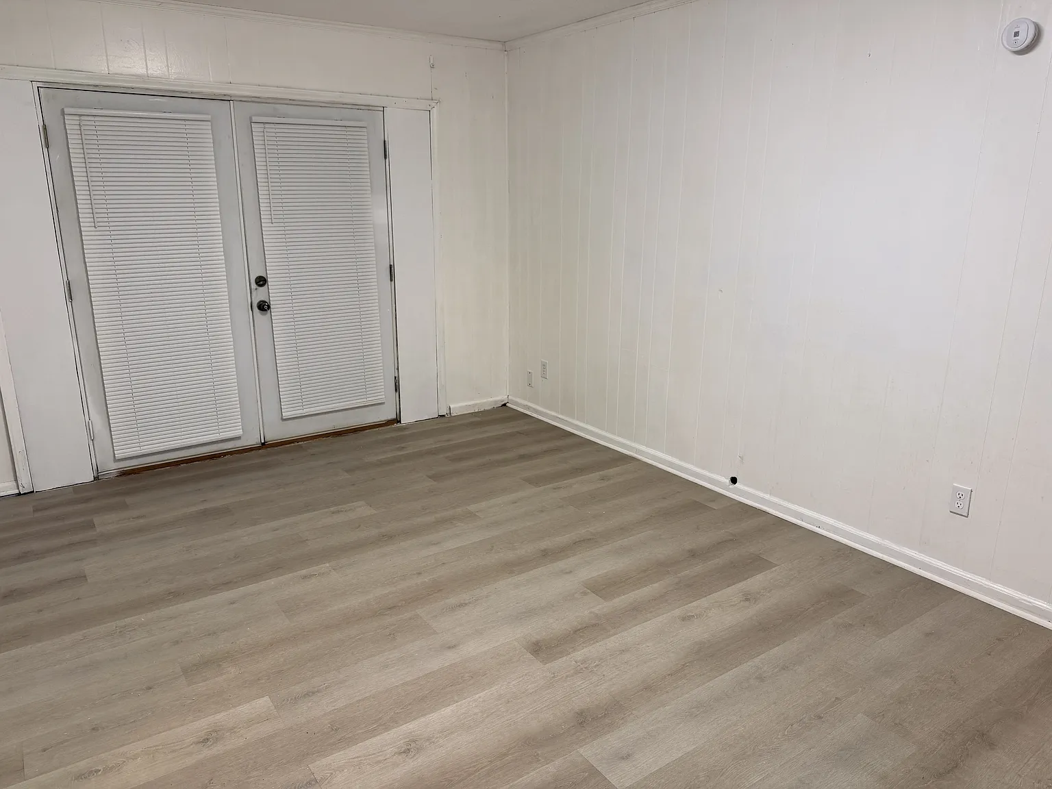 3633 Woodley Road - 1 — Photo 4