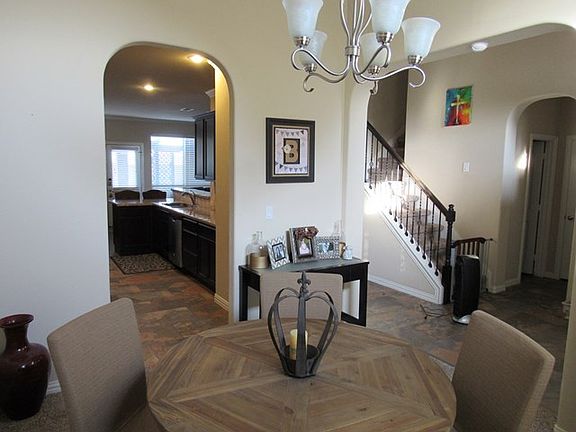 5th image of 3110 Botticelli Ave
