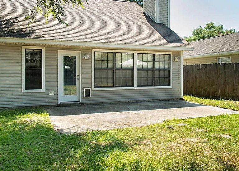 1066 Windmill Dr — Photo 29