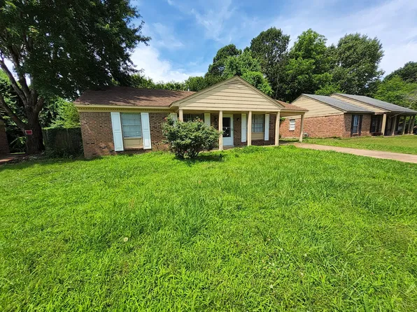6273 Tulane Rd, Horn Lake, MS 38637