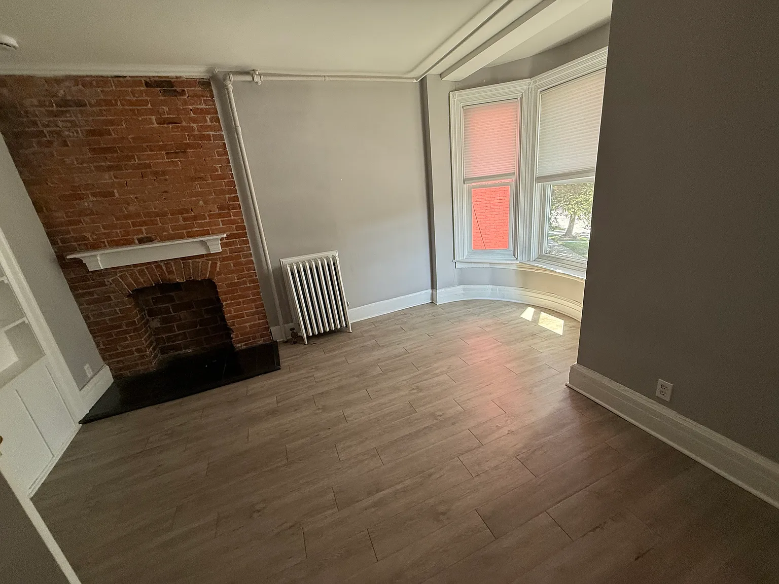 2 bed, 1100 sqft, $1,450 — Photo 3