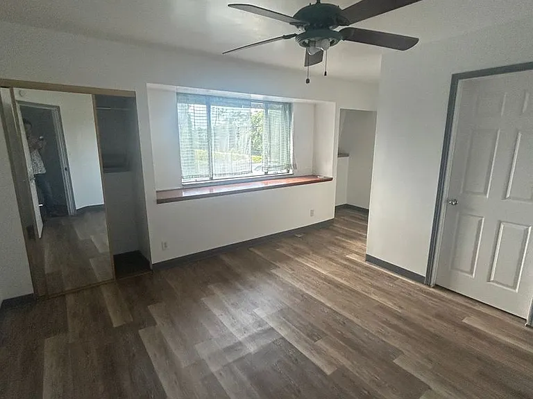 6062 Summer St — Photo 9