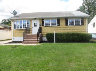 17 Fillmore Ave, Carteret, NJ 07008
